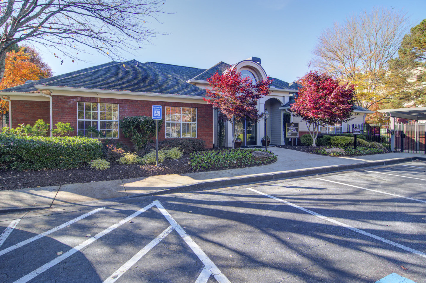 Dunwoody Gables Image 17