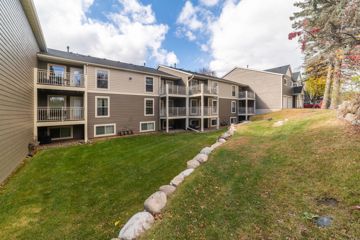 Parkwood Heights Image 28