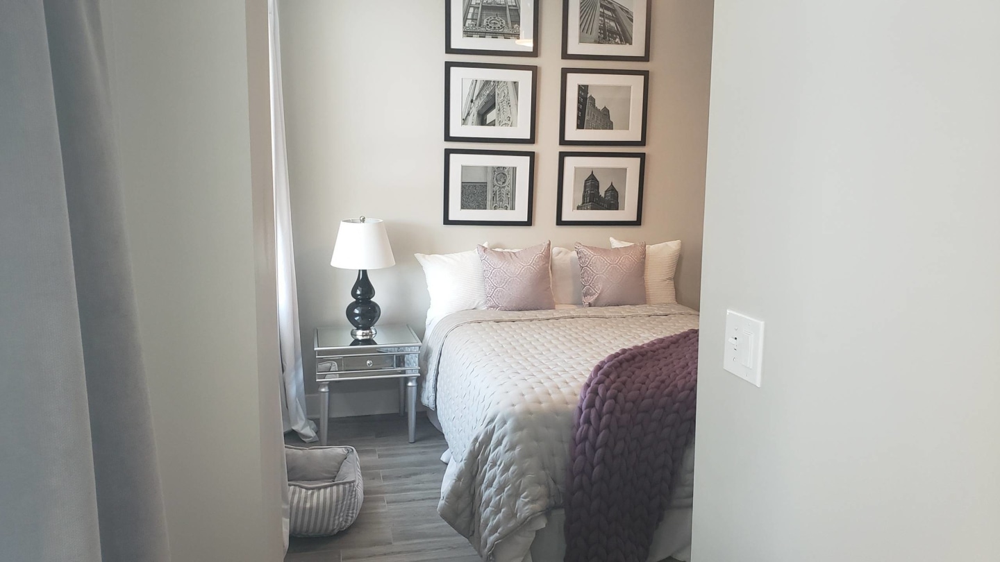 909 Walnut Image 2