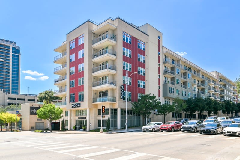 Moda Luxury Apartments Image 5