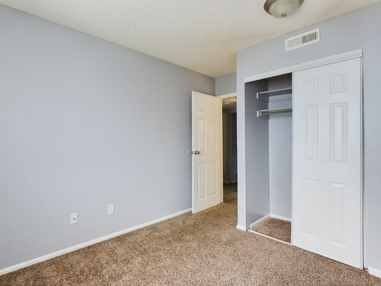 Parkside Apartments Image 16