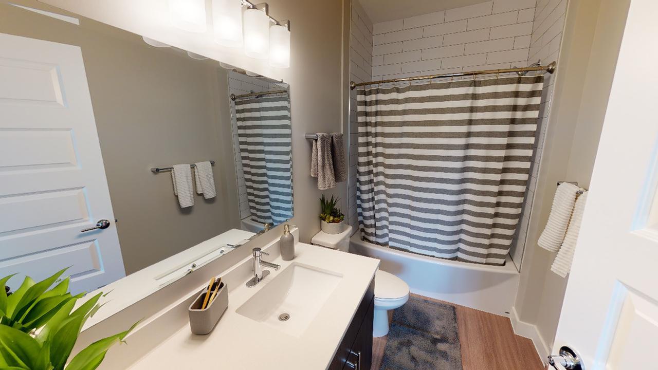81 West Image 45