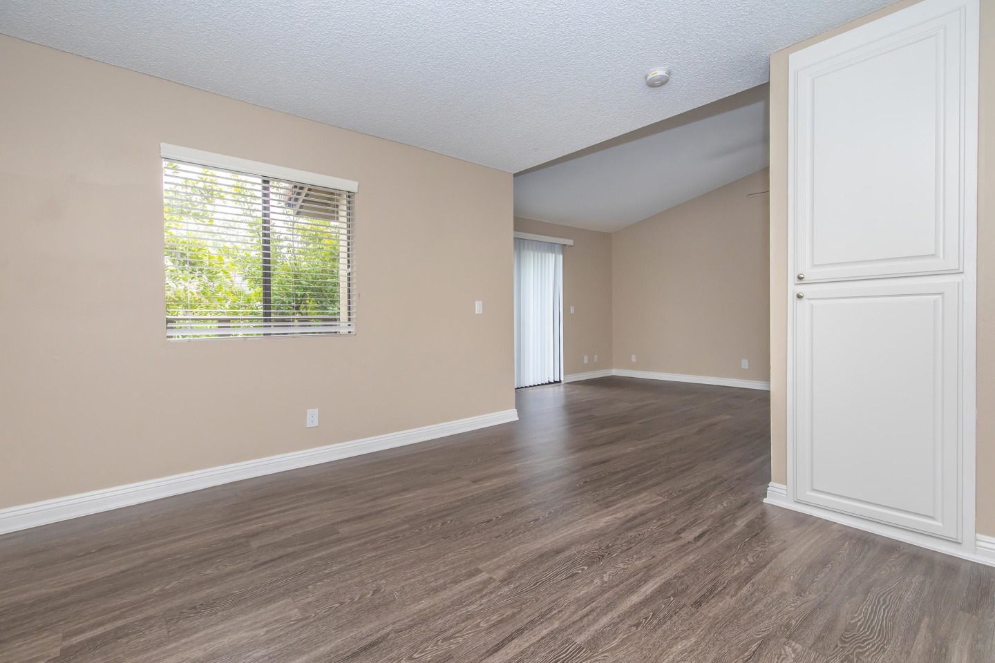 Mosaic Apartment Homes Image 35