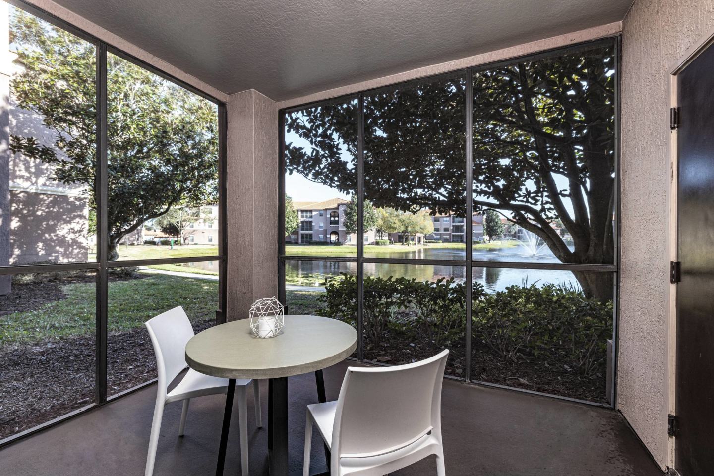 Rexford at Waterford Lakes Image 2