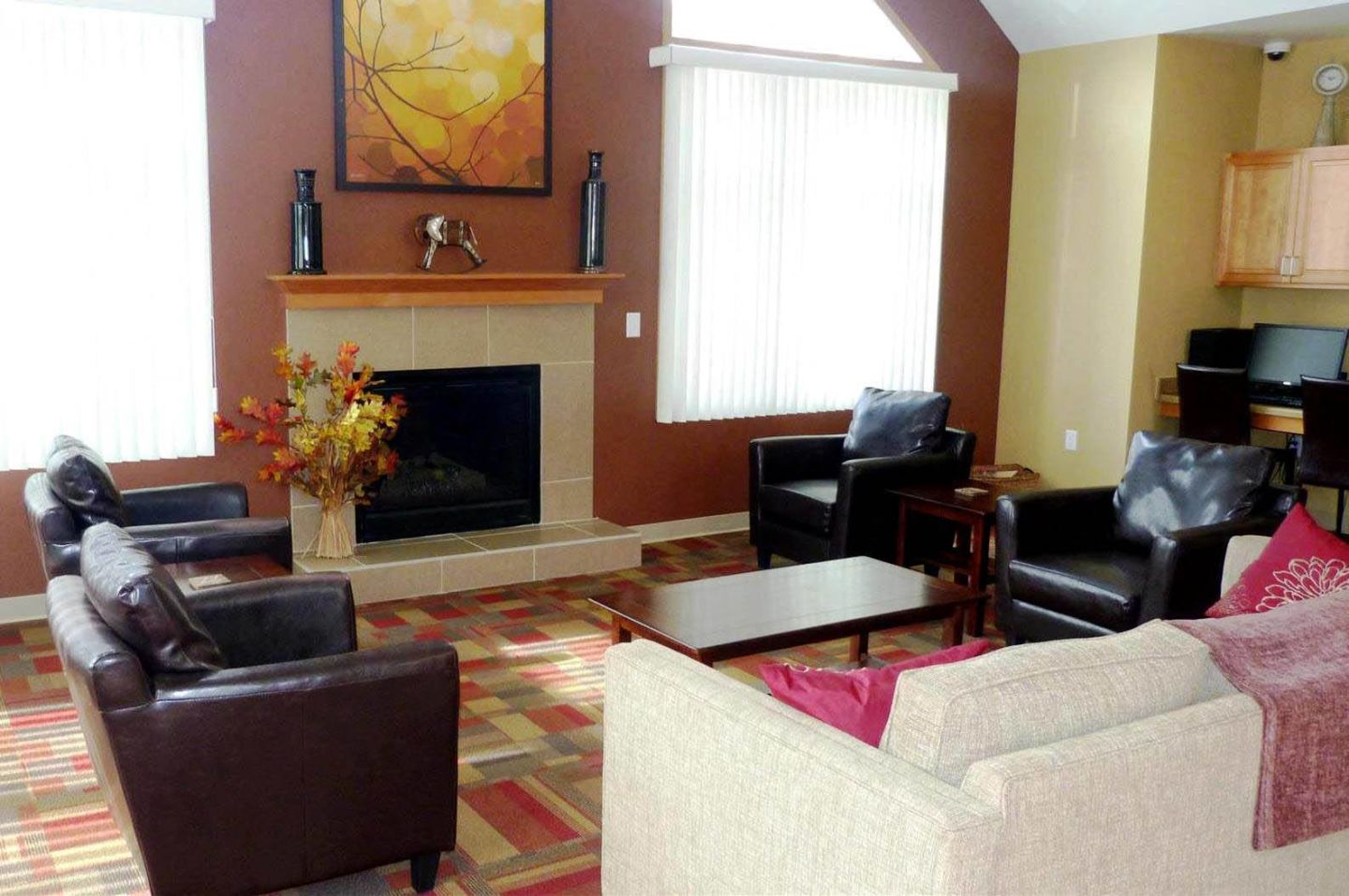 Jefferson Square Townhomes Image 6