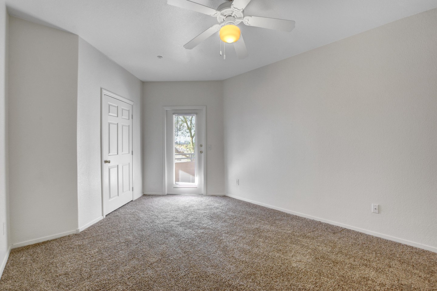 Aspen Peak Apartments Image 26