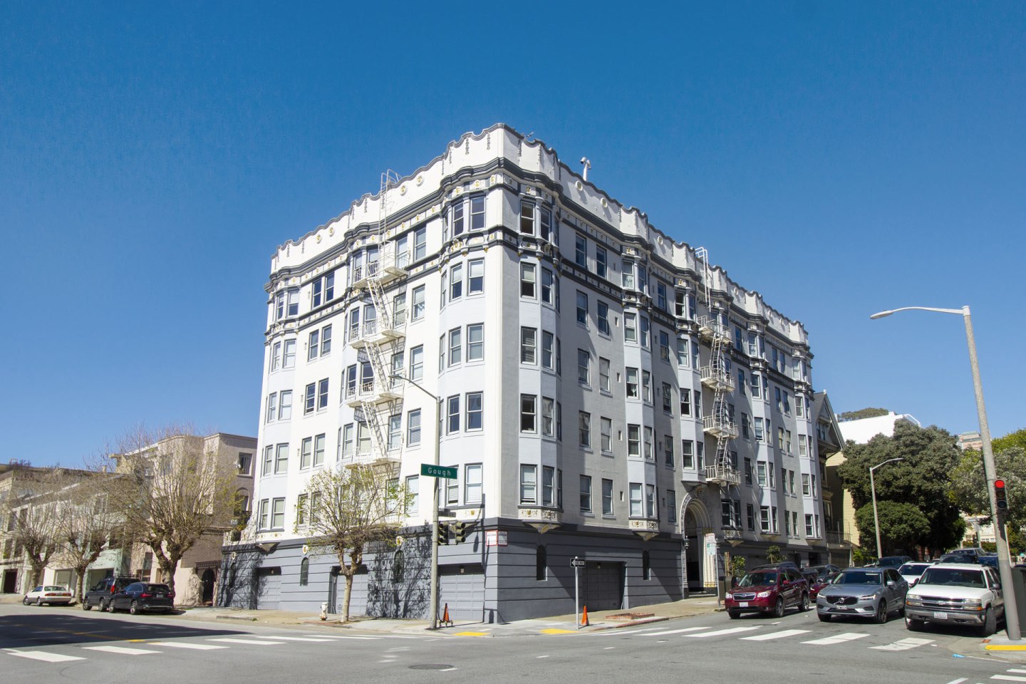 1801 Gough Image 22