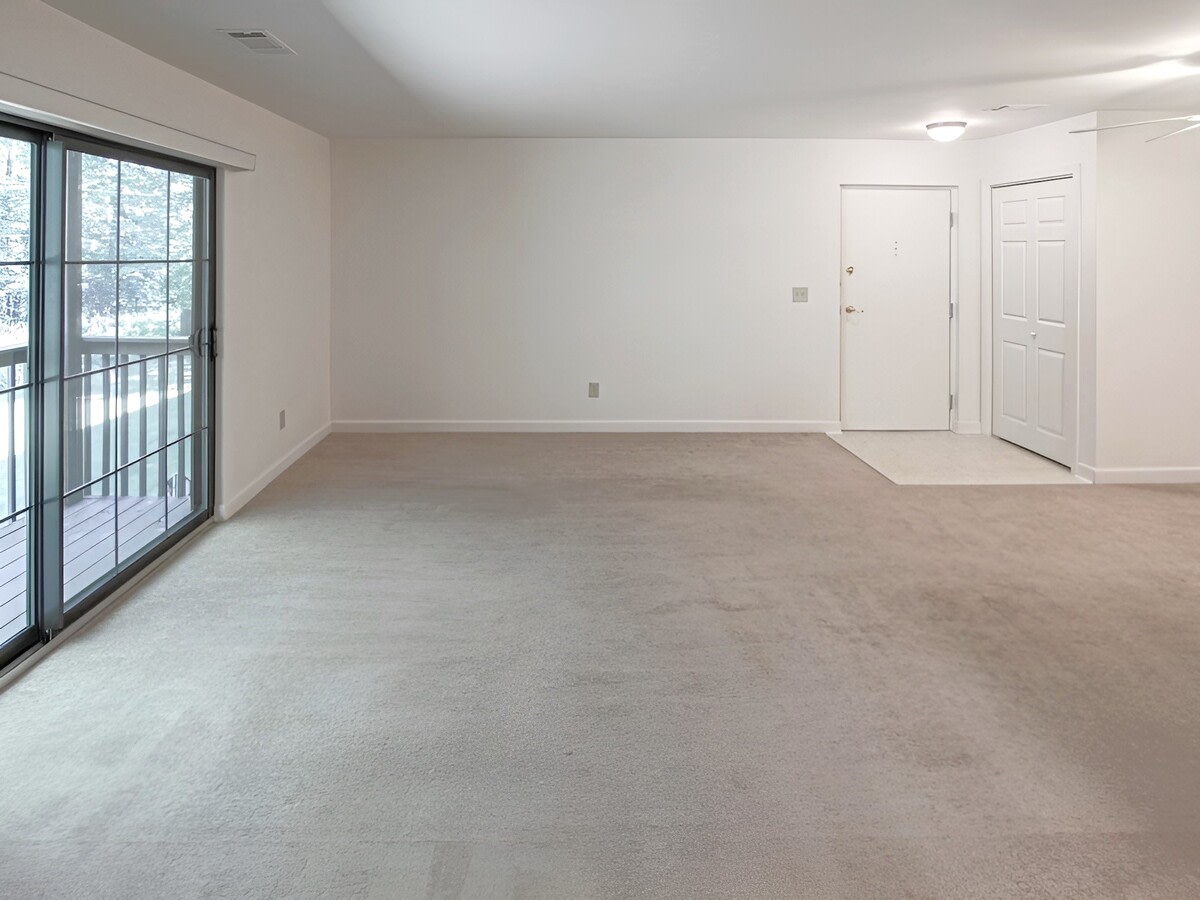 Crescent Village Image 14