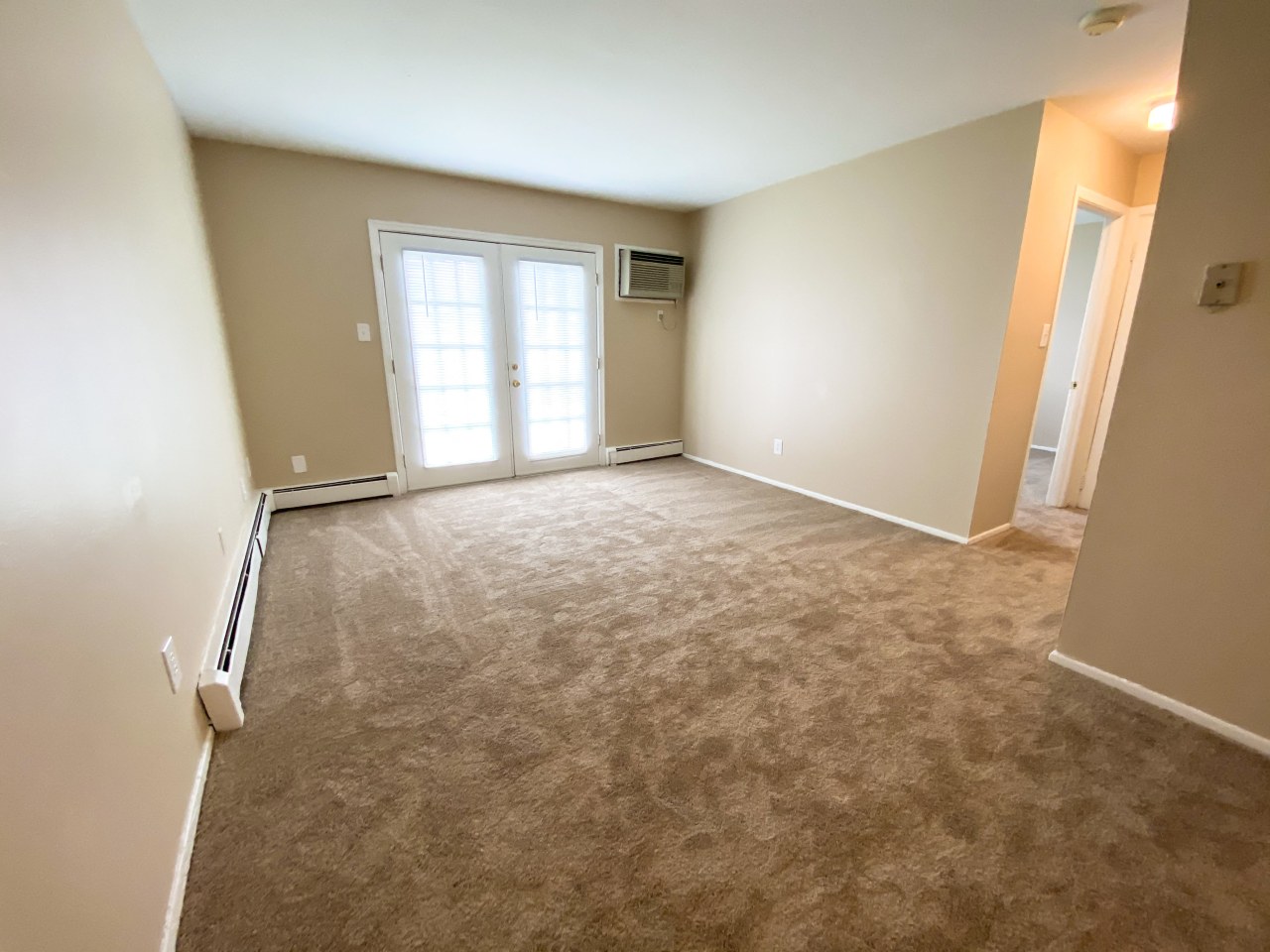 Evergreen Village Apartments & Townhomes Image 21