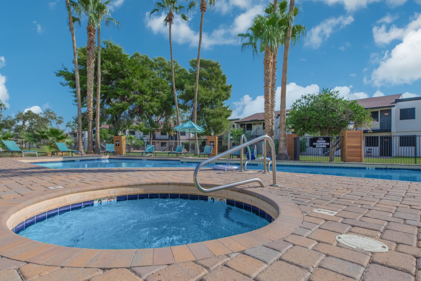 Desert Gardens Apartment Community Image 35