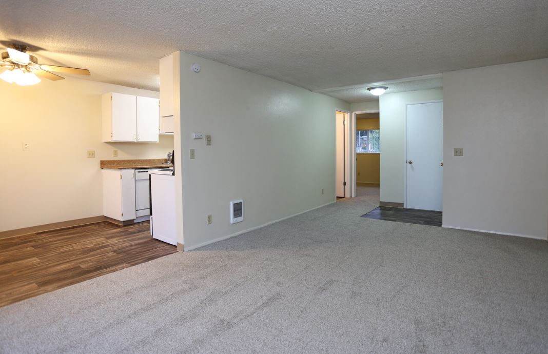 The Courtyard Apartment Homes Image 13