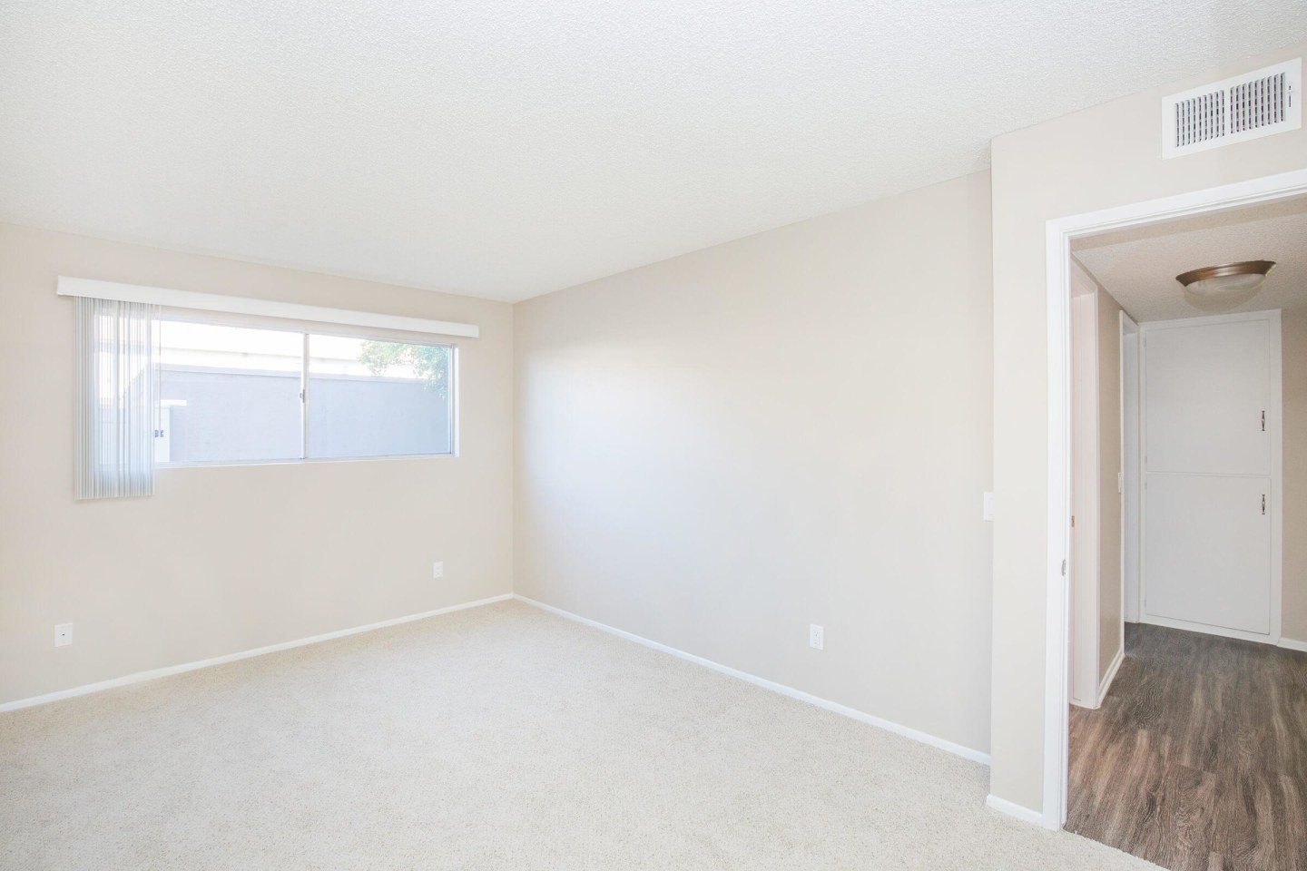 Huntington Highlander Apartment Homes Image 18