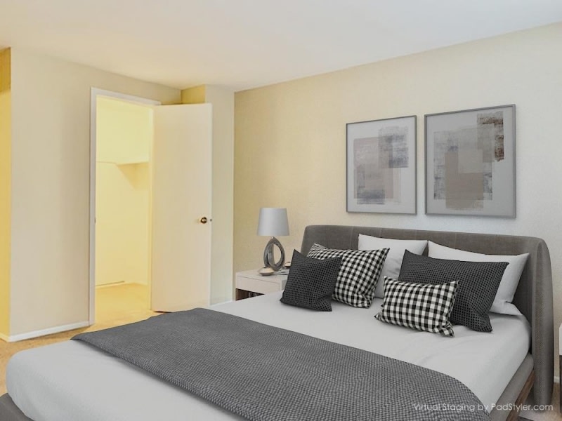 Foxcroft Townhomes Image 4