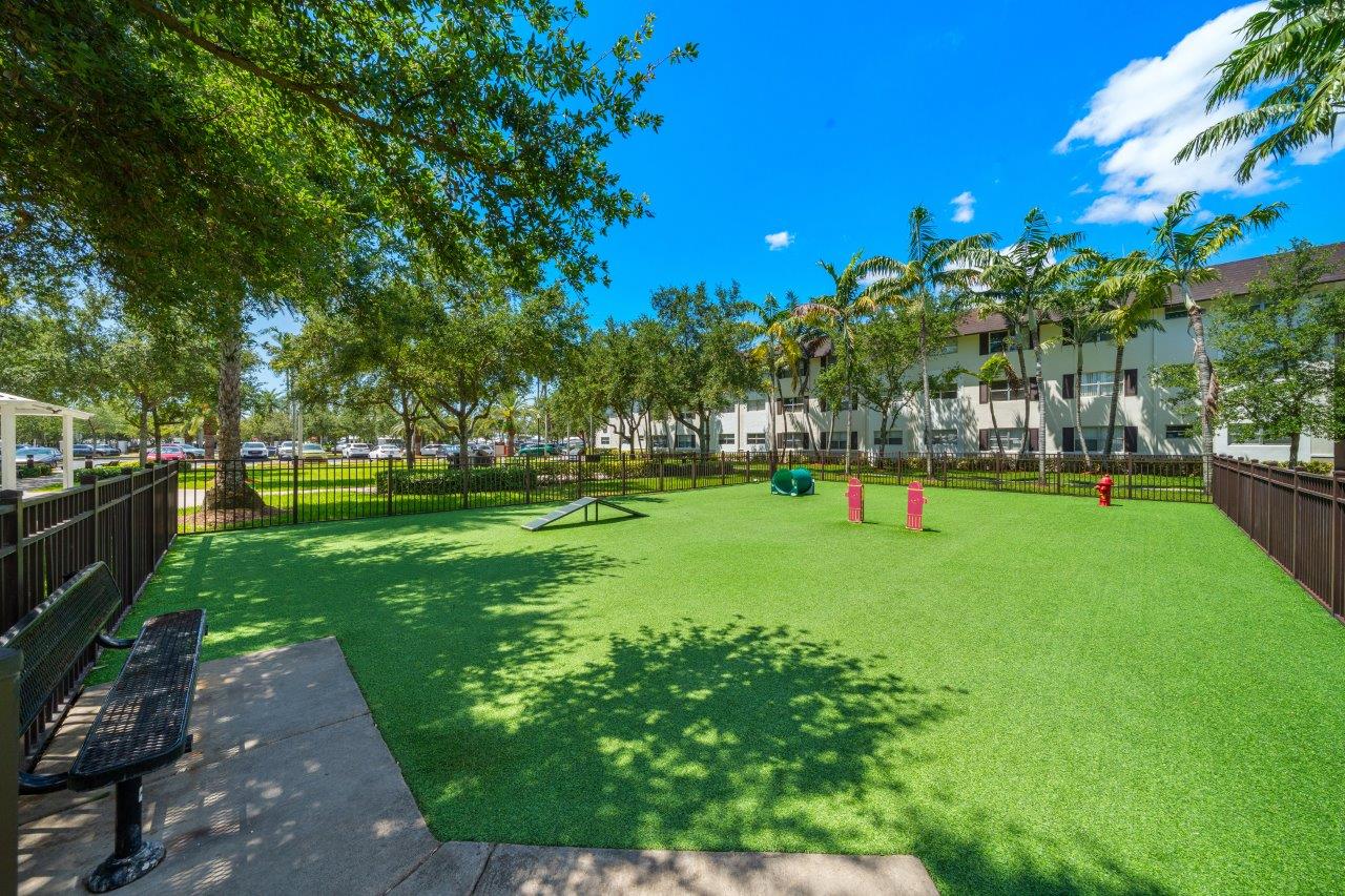Legacy Riverwalk Image 9