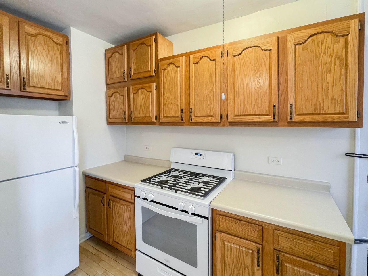 4547-57 N Leavitt Image 6