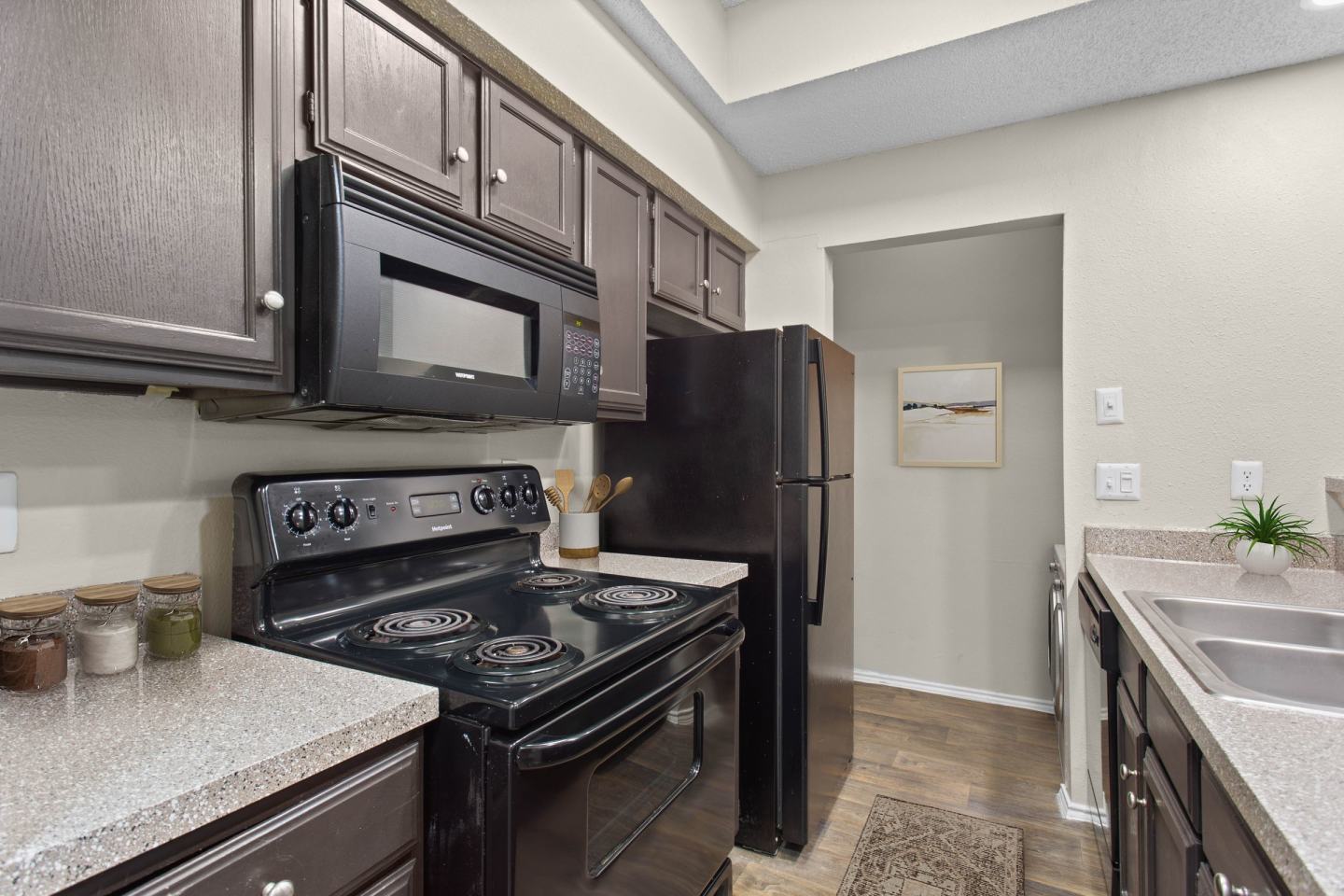 Woodchase Apartments Image 12