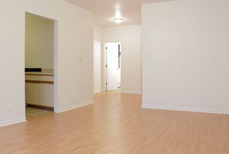 7316 S Jeffery Blvd Image 9