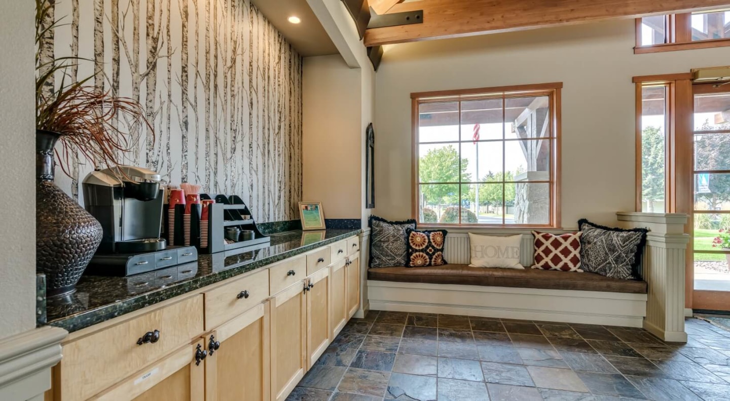 Rockwood Lodge Image 5