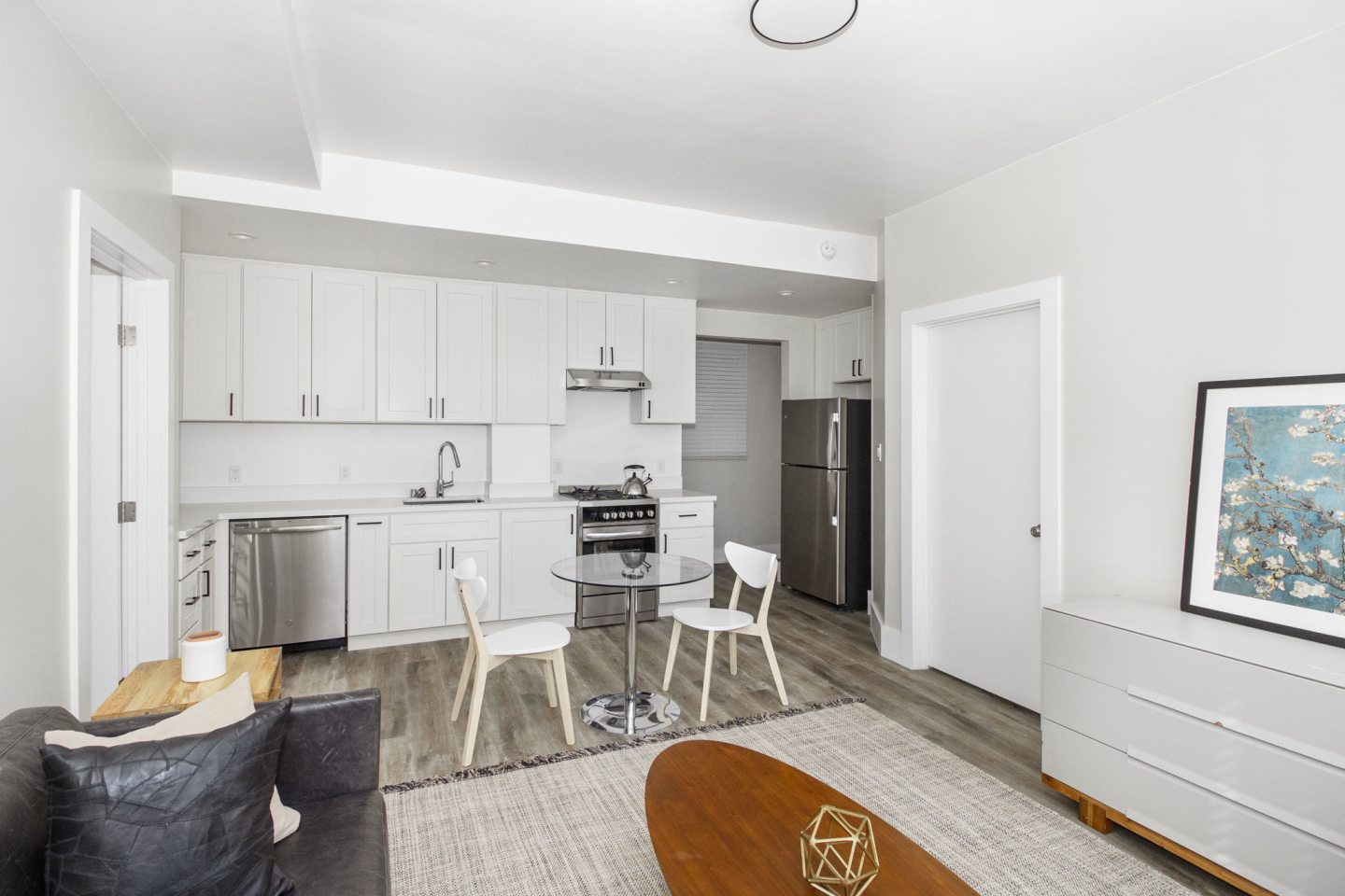 795 PINE Image 12