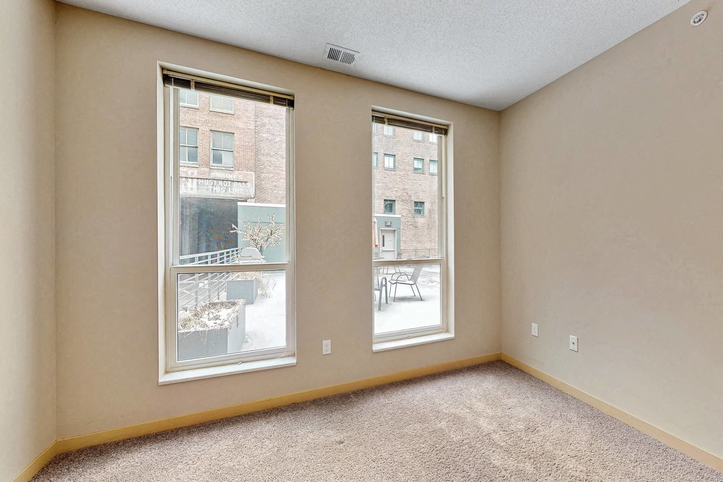 L14 Flats Image 52