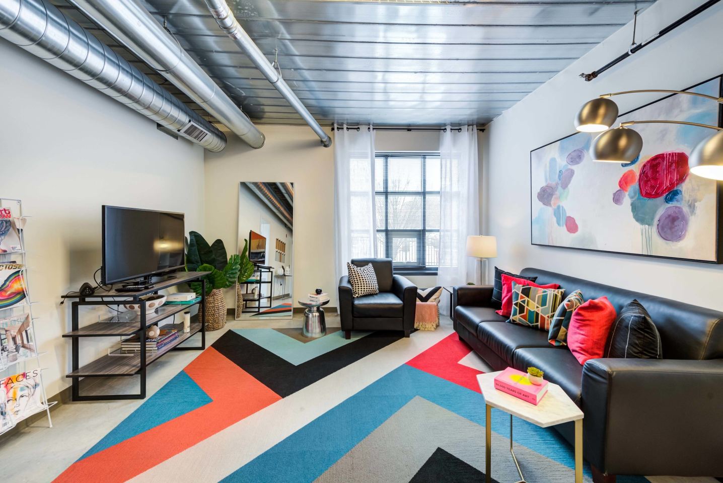Student Housing - The Abigail Image 1