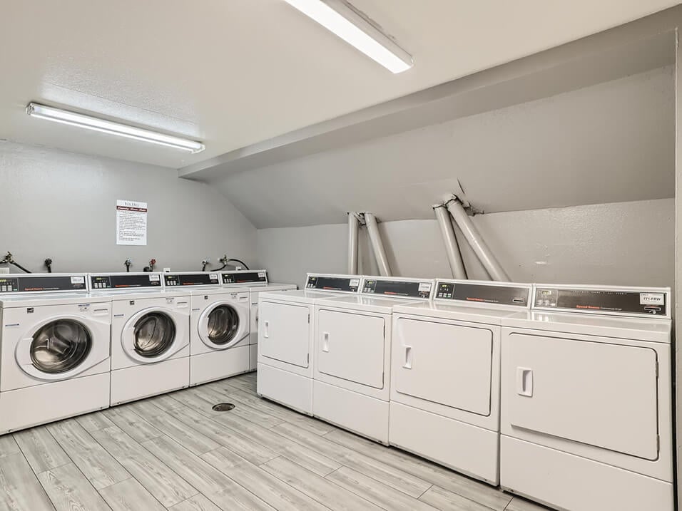 Fox Hill Apartments Image 14