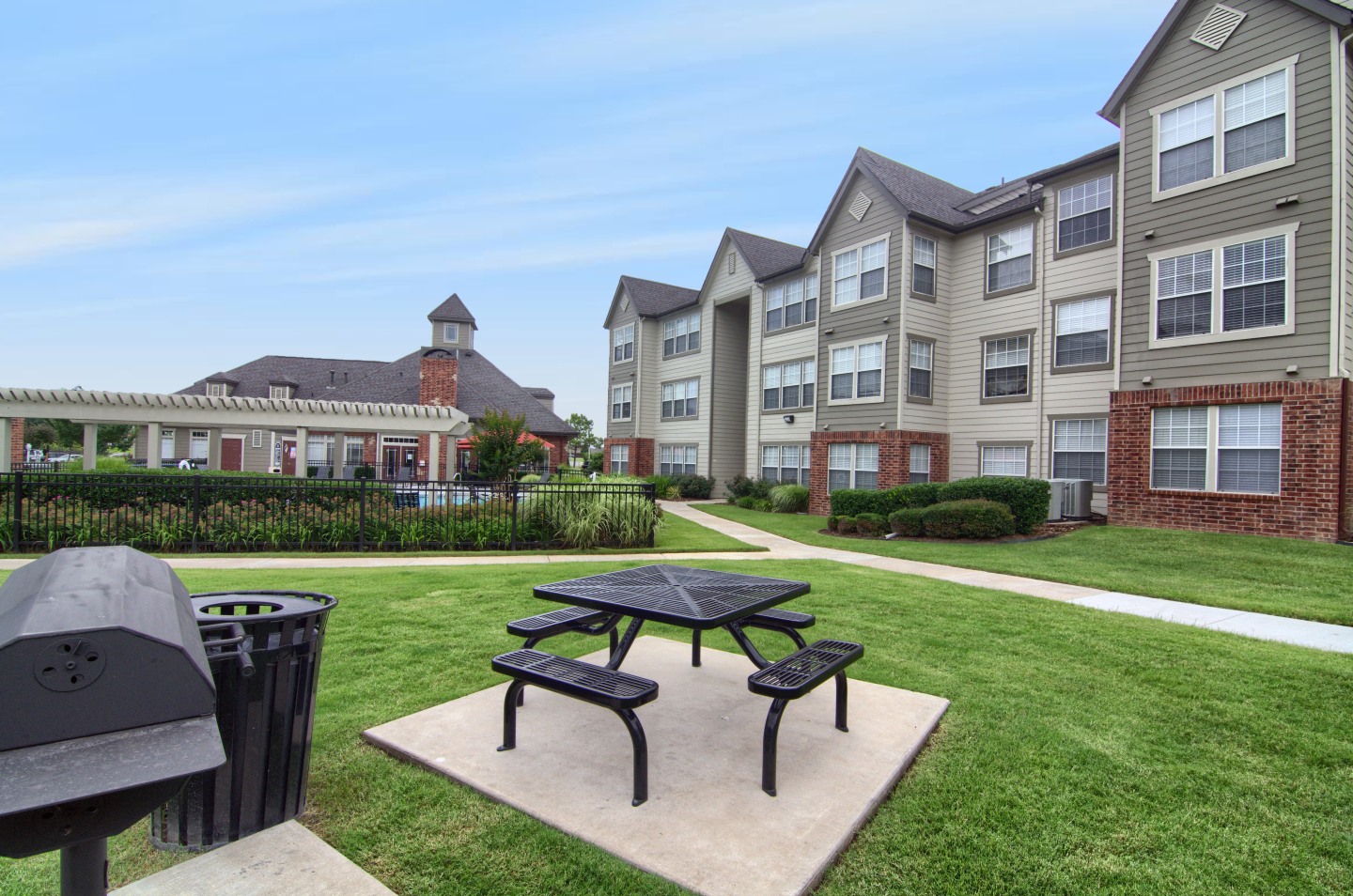 Villas at Preston Lakes  Image 17