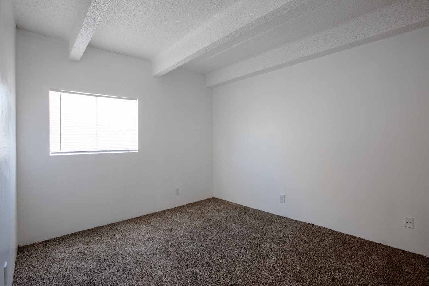 Los Altos Towers Image 35