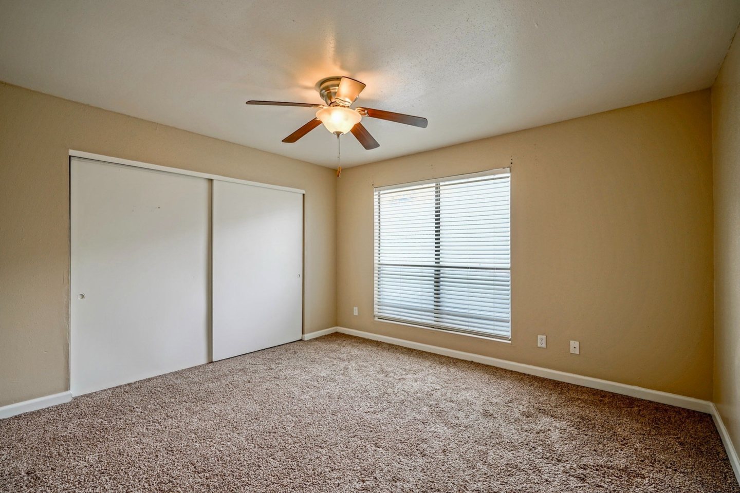 Silverado Apartments Image 39