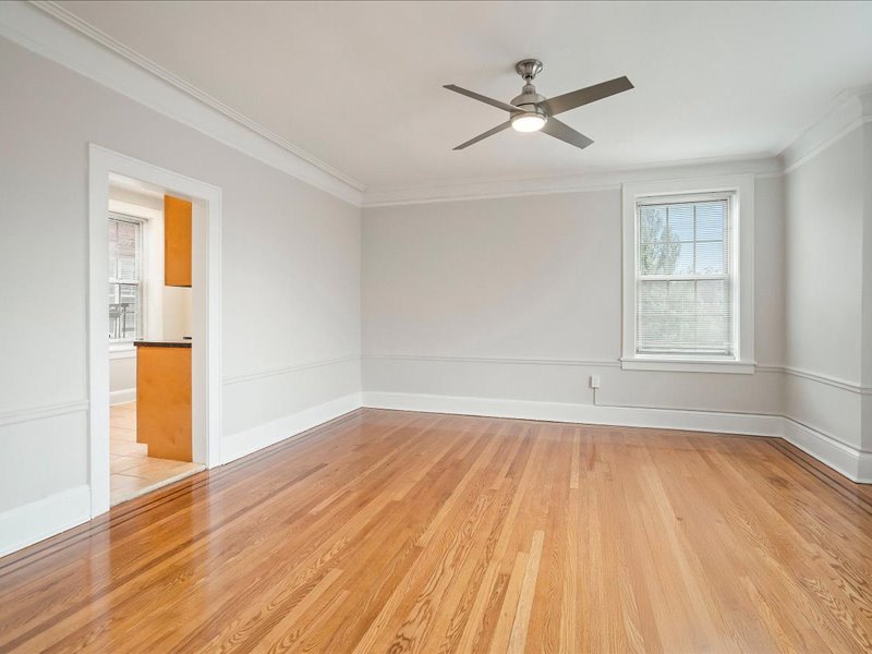 Worthington House Apartments Image 30