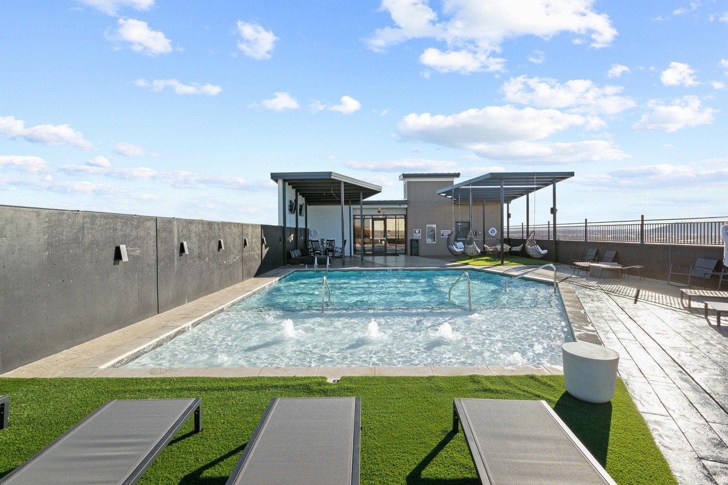 The Cosmopolitan Image 8