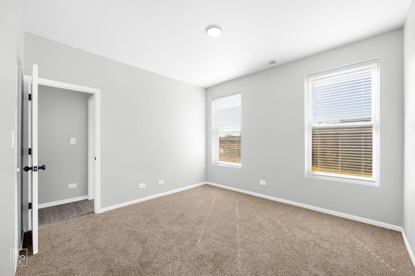 4853-59 S Prairie Image 19