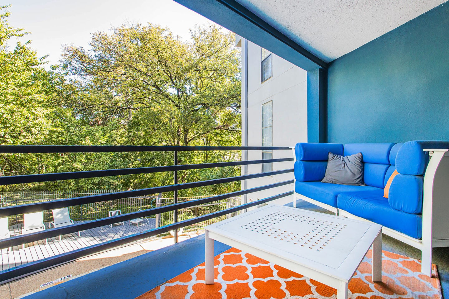 Soho Apartments Image 13