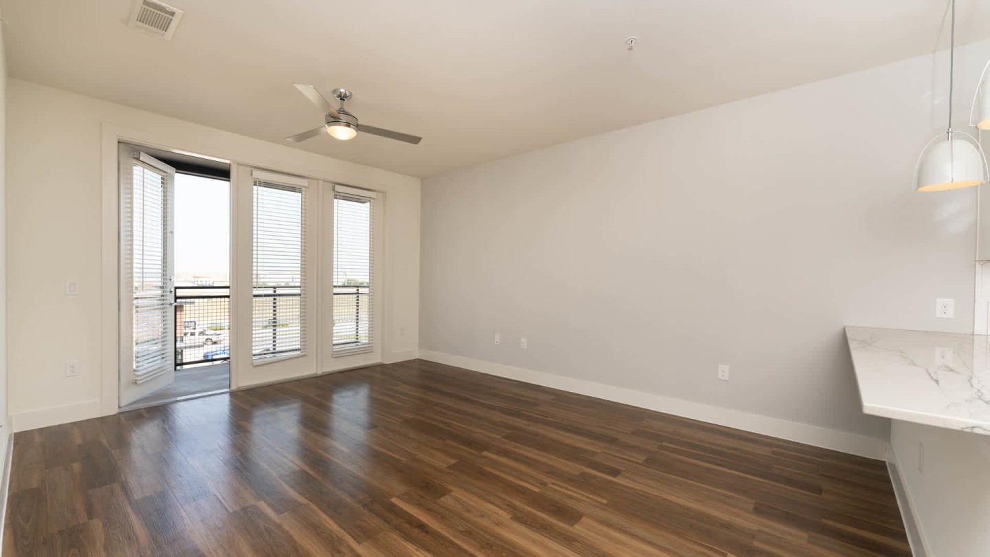 Olivian at the Realm Apartments Image 80