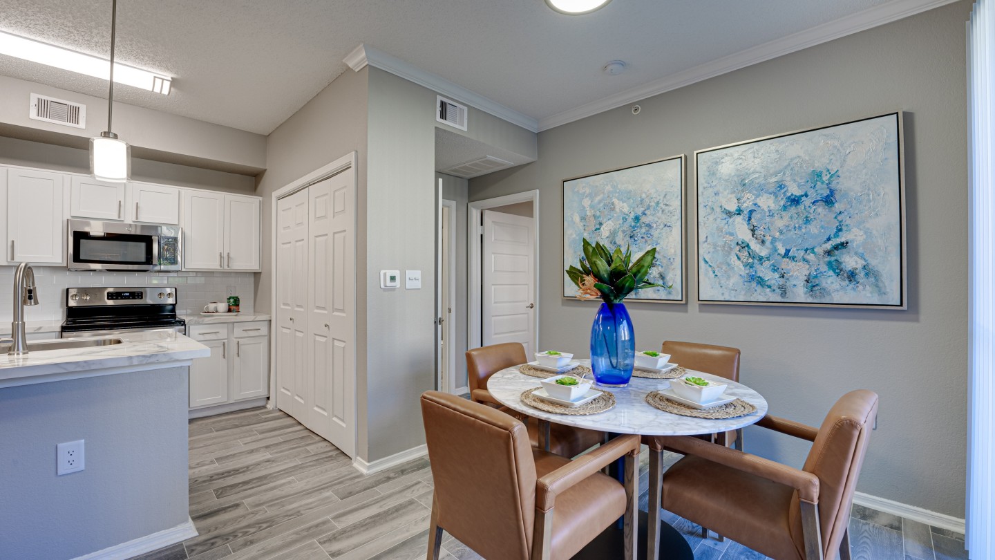 Carmel Creekside Image 7