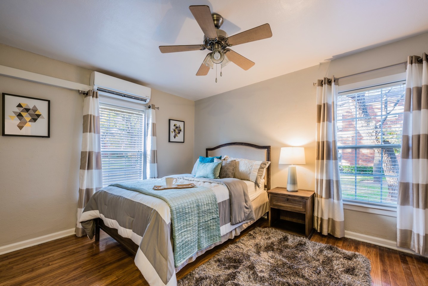 Crestwood Place Apartments Image 4