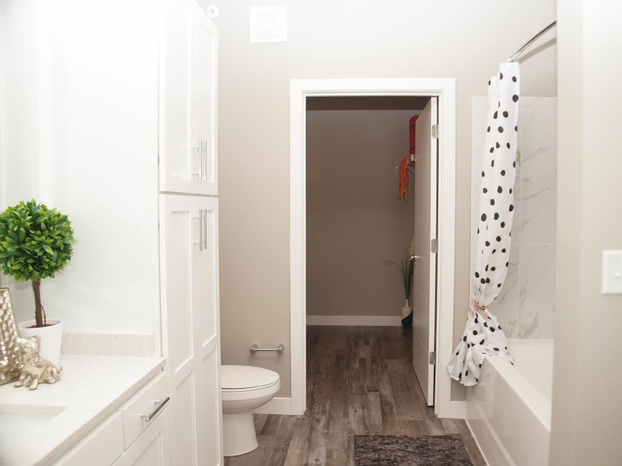 Allure Apartments Image 15