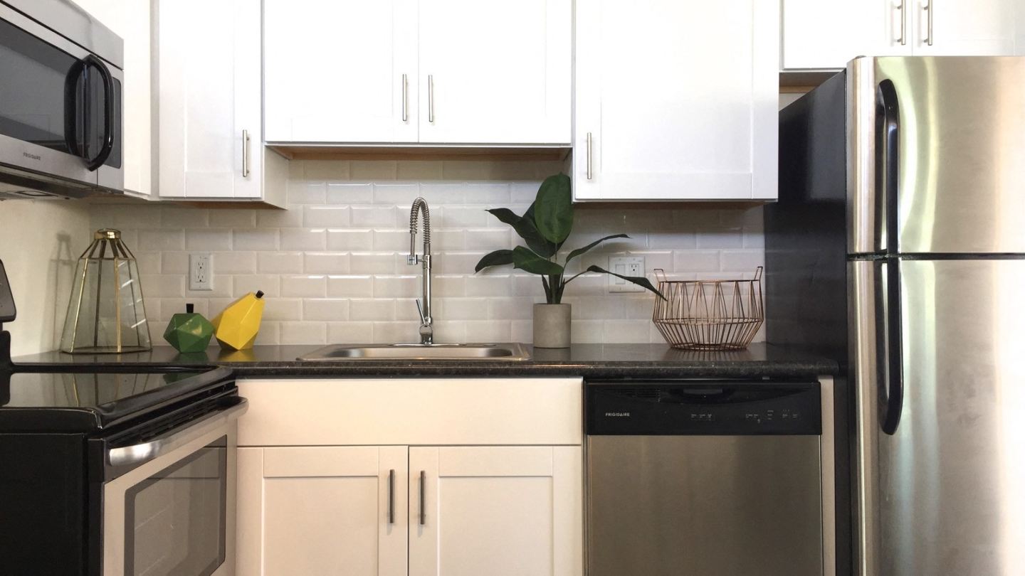 Modern Retro Living Image 2