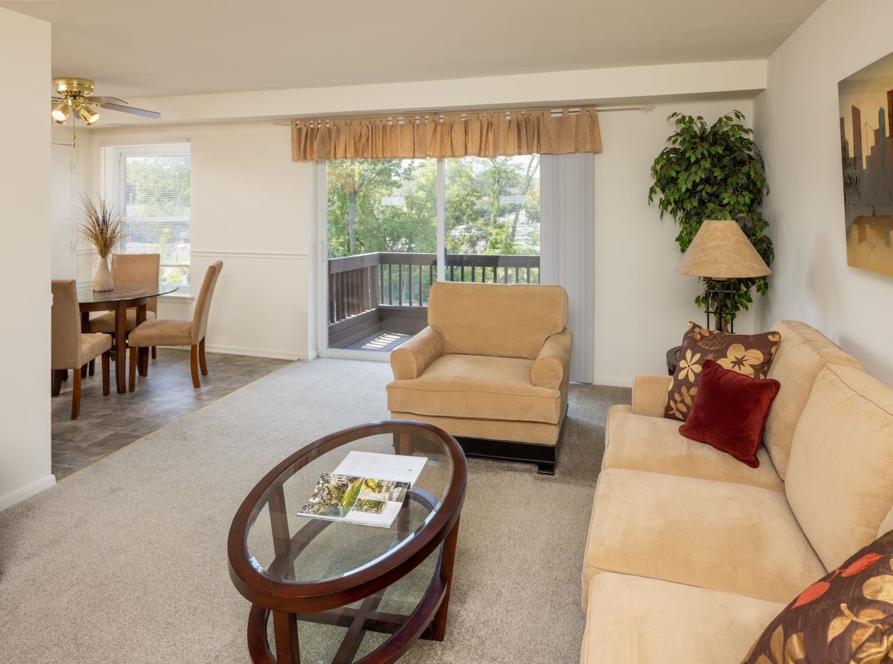 Top of the Hill Apartments Image 12