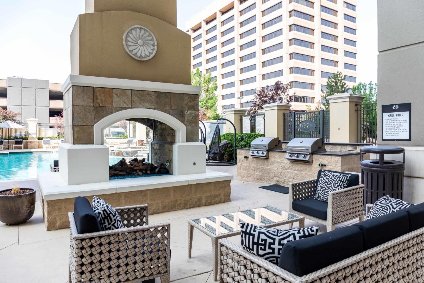 4550 Cherry Creek Image 32