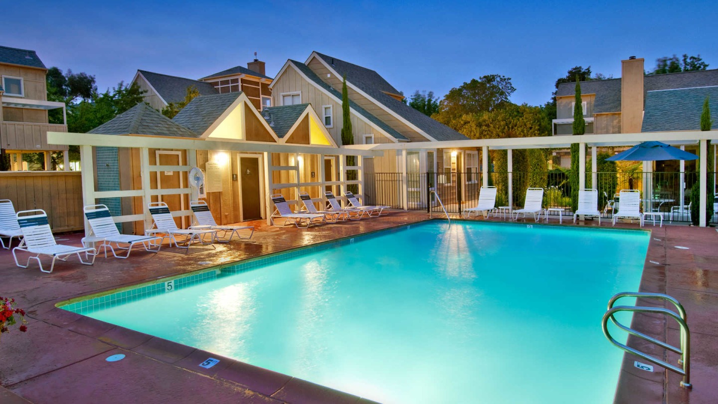 Riva Terra Apartments at Redwood Shores Image 6