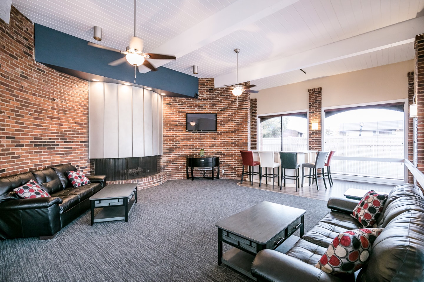 Cypress Village Apartments Image 9