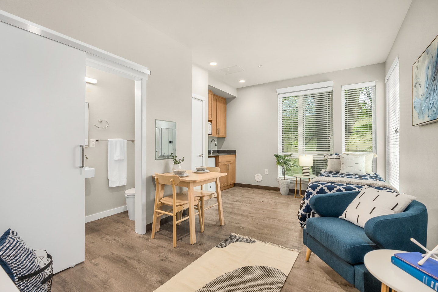 4029 Rainier Image 1