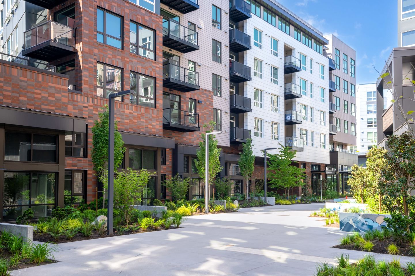 Eastline Central Image 99
