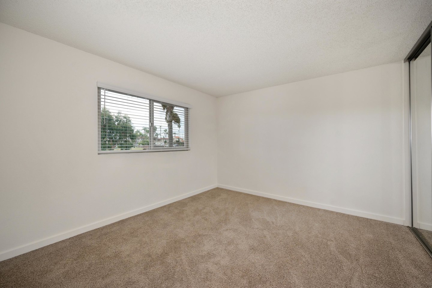 Elan Sea Lofts Image 23