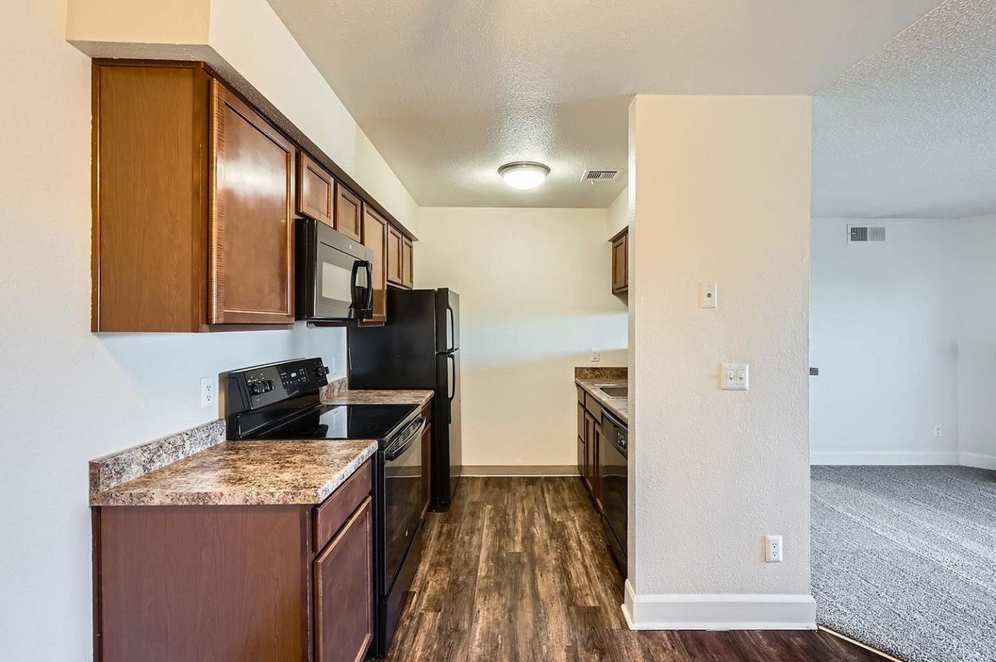 Cobblestone Ridge Image 30