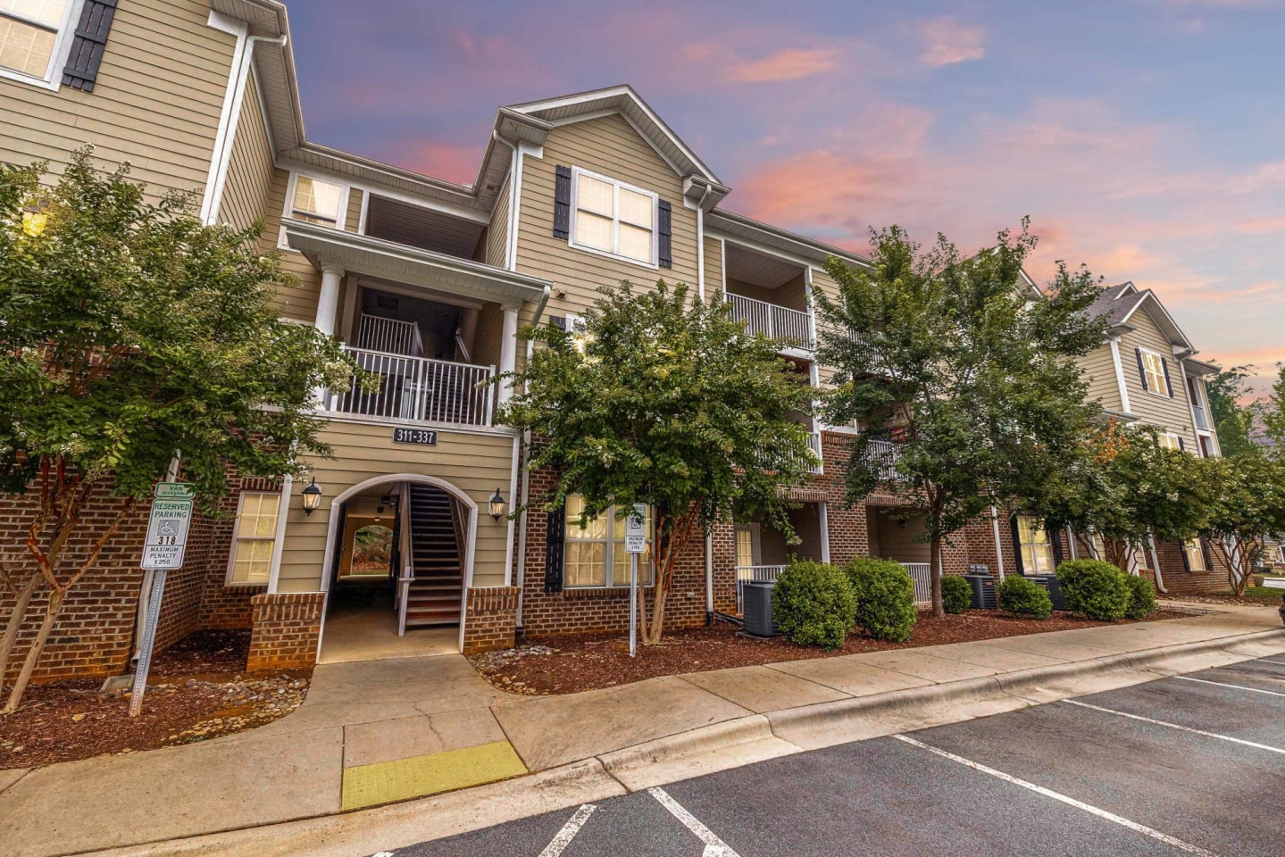 Alexander Pointe Image 37
