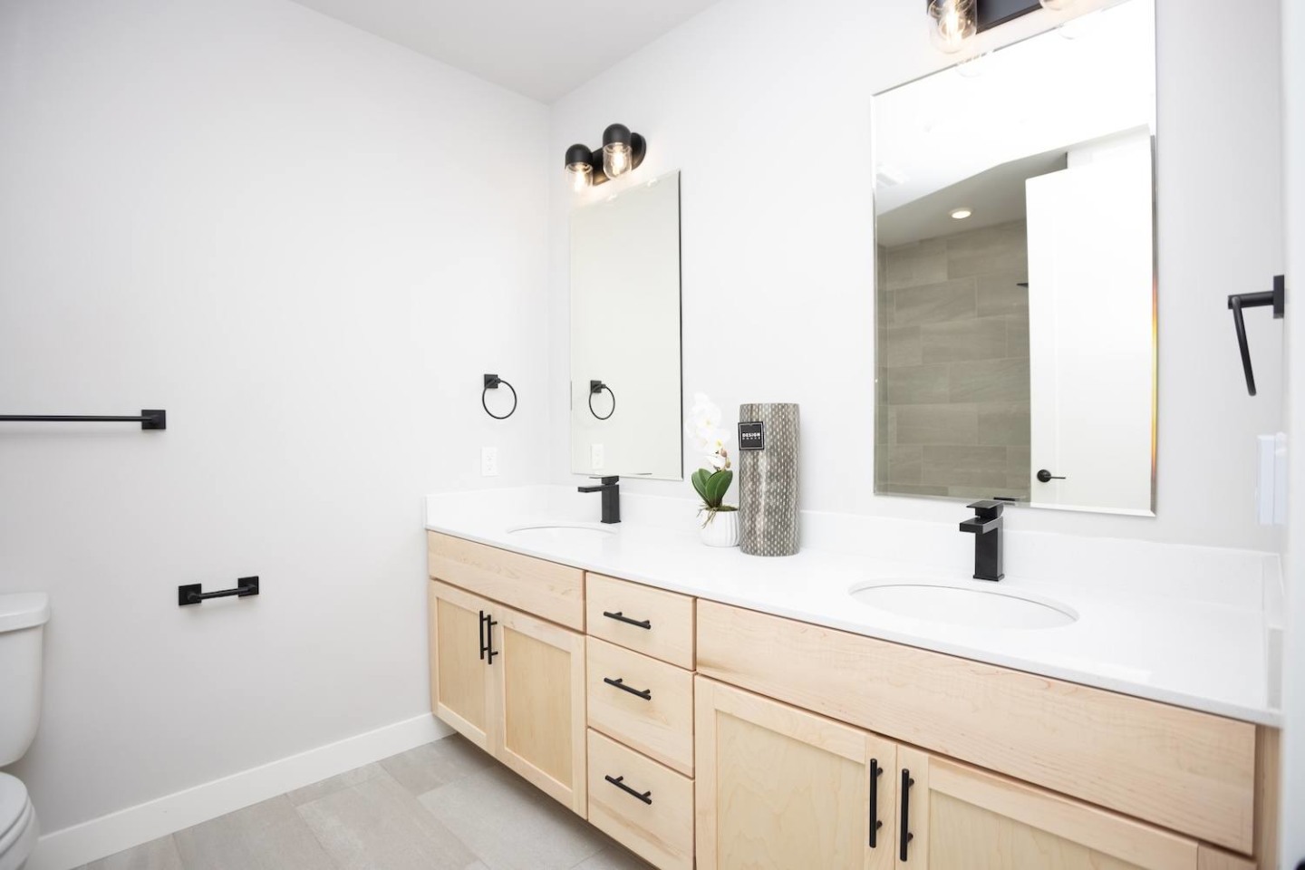The District Lofts Image 7