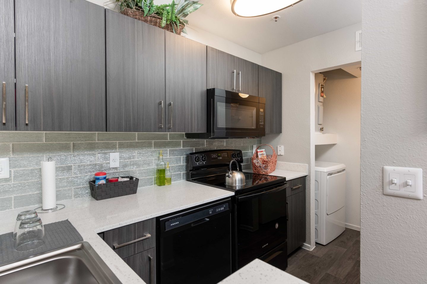 Boulevard @4201 Apartments Image 1