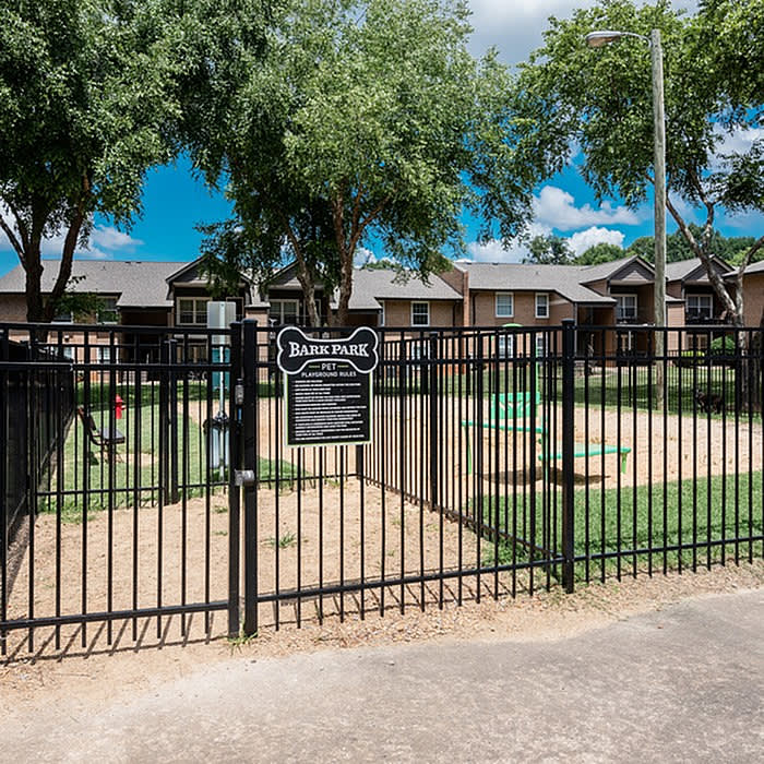 Central Pointe Apartment Homes Image 54